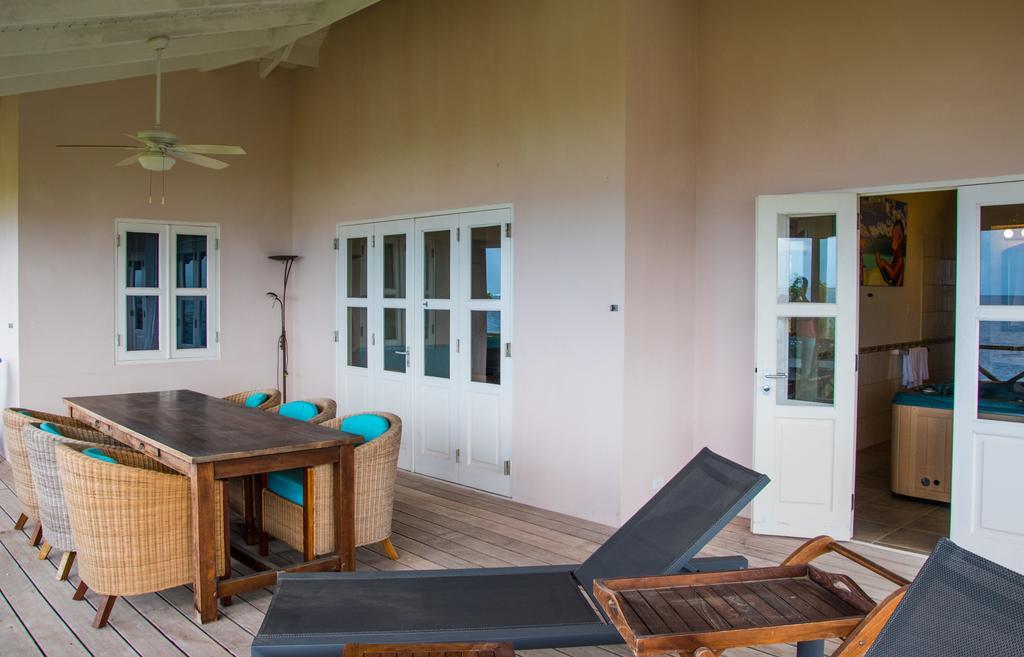 Caribbean Club Bonaire Aparthotel Екстериор снимка