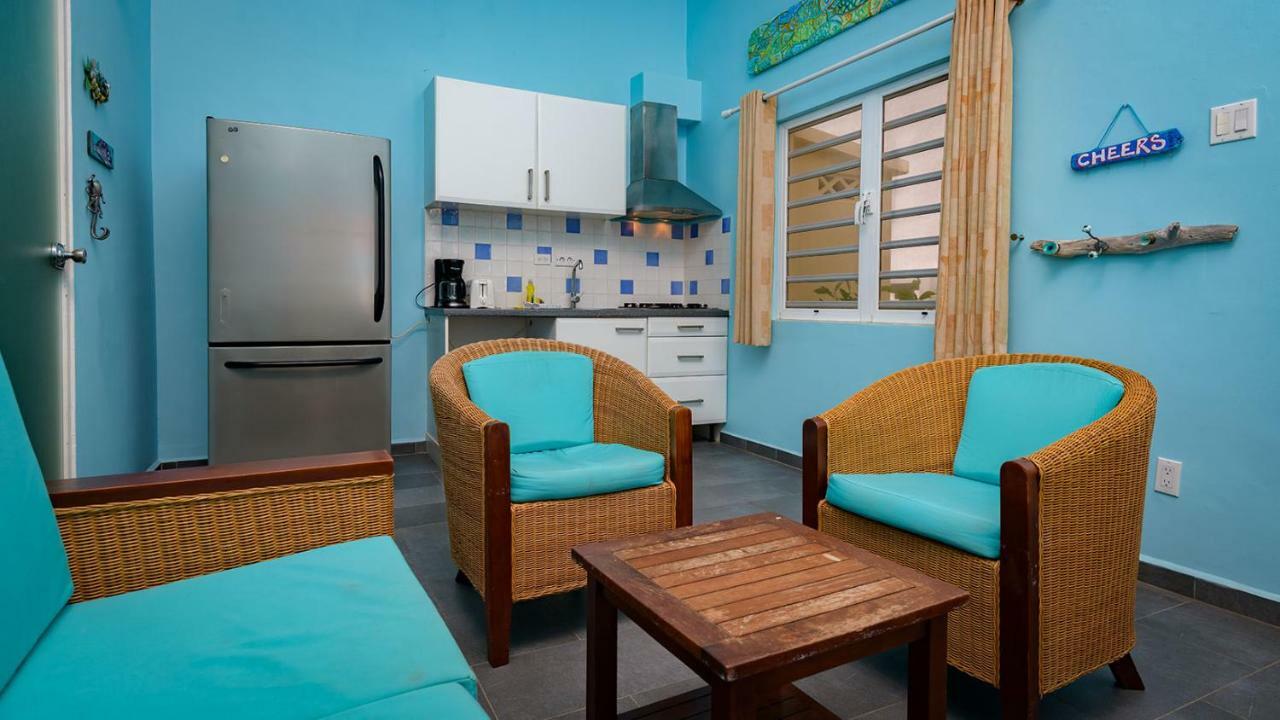 Caribbean Club Bonaire Aparthotel Екстериор снимка